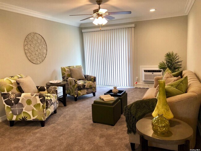 Building Photo - 443 Terrace Rd