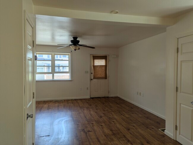 Foto del edificio - 3021 N 2nd St