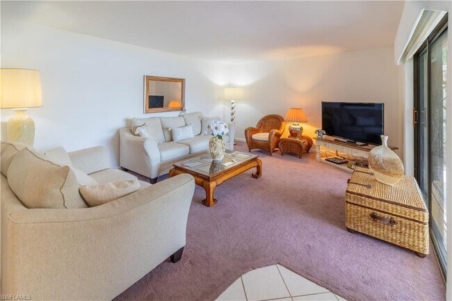 Foto del edificio - 224 Marseille Dr