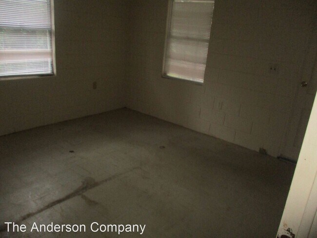 Foto del edificio - 3 br, 2 bath House - 1111 Crawford Dr.