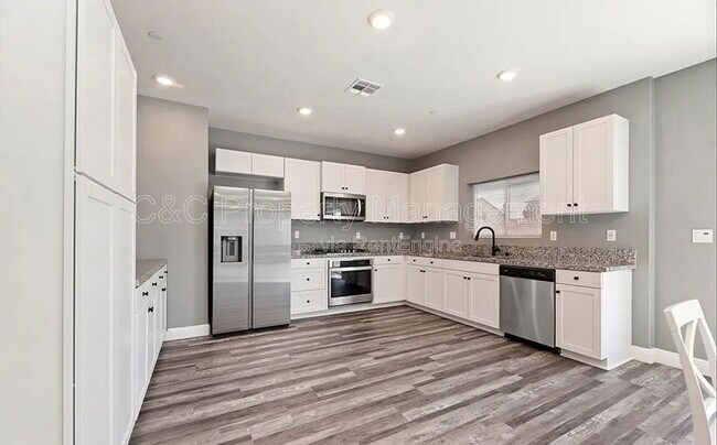 Building Photo - 26751 Orchid Ct