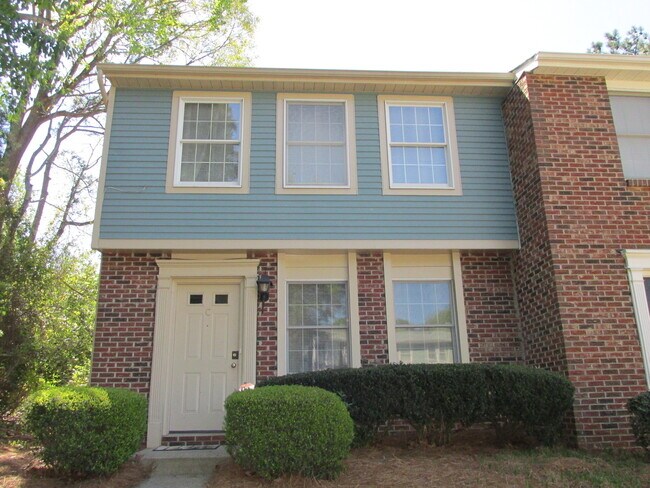 Foto del edificio - 1211-C Scaleybark Rd Charlotte NC 28209
