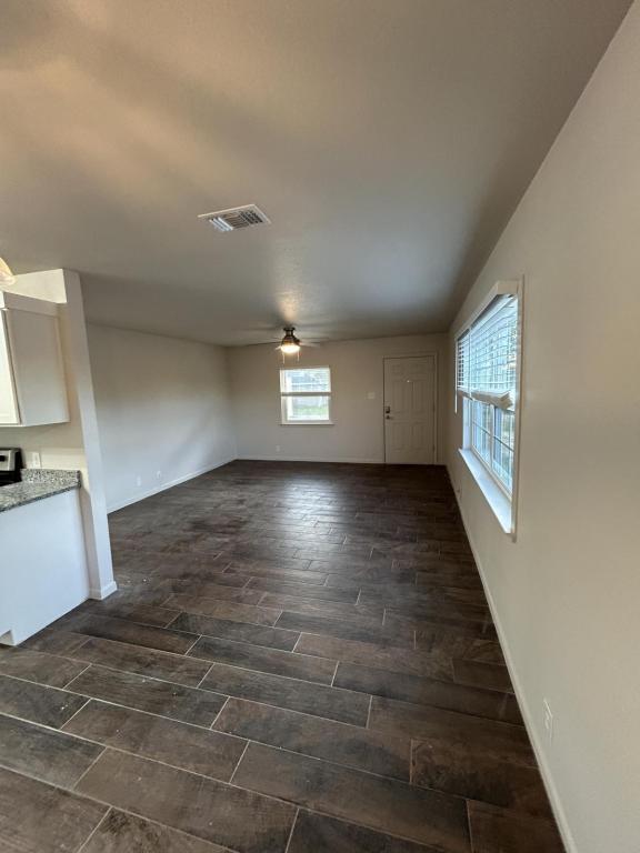 Foto del edificio - 3105 Vista Ln