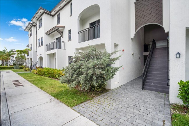 Foto del edificio - 15500 SW 136th St