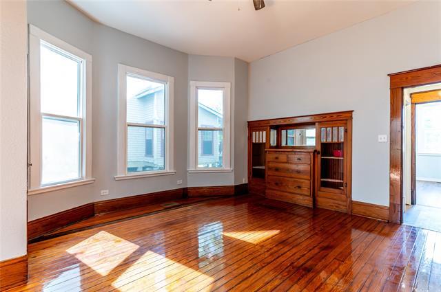 Building Photo - 713 W Gandy St