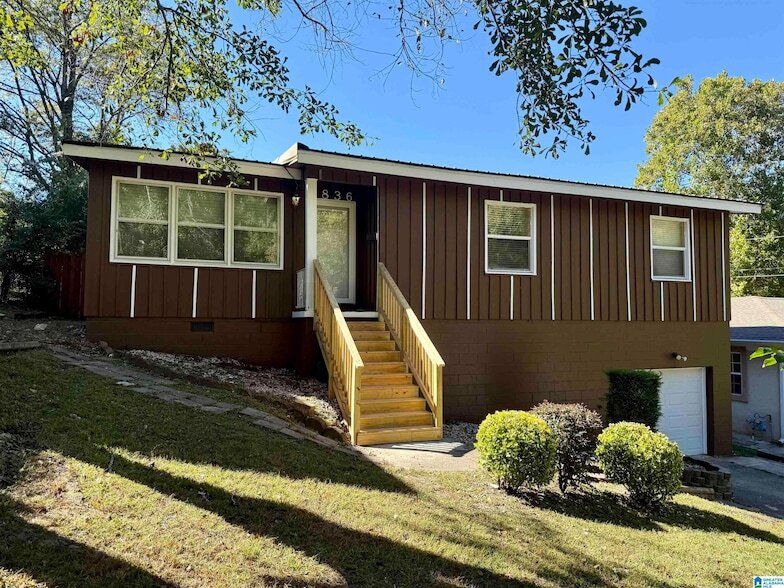 Foto principal - 7836 10th Ave S