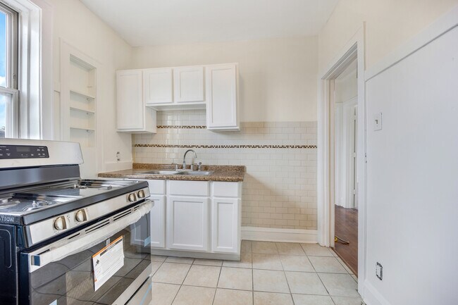 Foto del edificio - 2749 N Kilbourn Ave