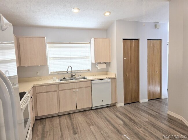 Foto del edificio - 8529 N Titleist Dr