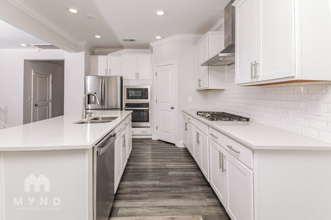 Foto del edificio - 395 Jorpaul Dr