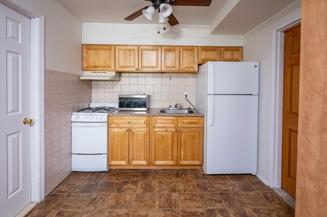 Building Photo - 73-20 31st Avenue