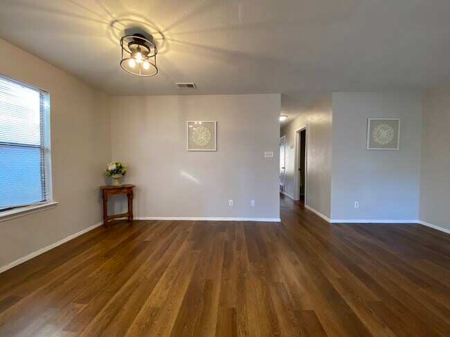 Dining and living - 2813 Frazier Ave