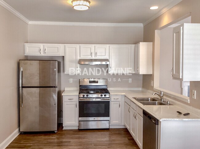 Foto del edificio - One month FREE RENT!! $5  APP FEES!!