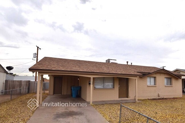 Building Photo - 8233 W Indianola Ave