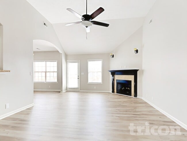 Building Photo - 2849 Brewster Drive