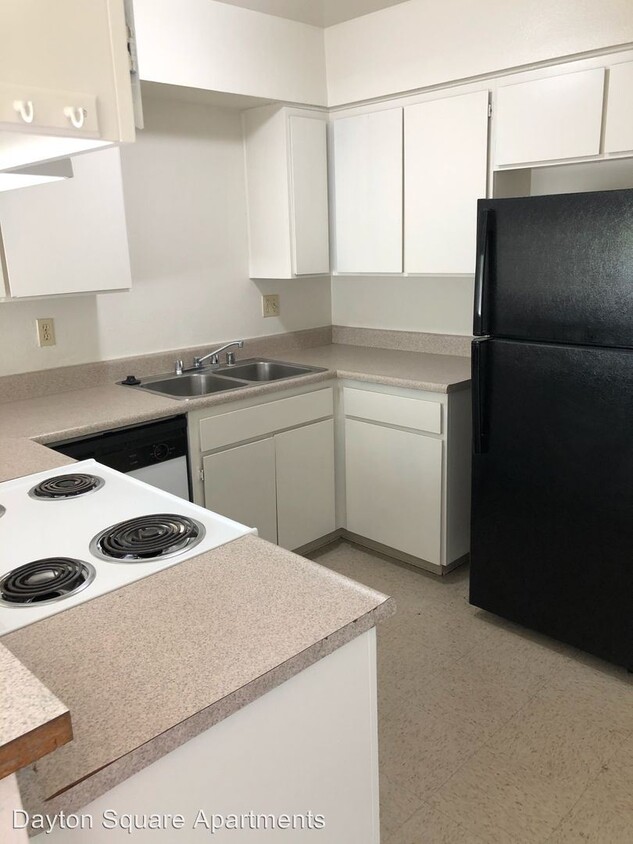 Foto principal - 3042 E Dayton Ave