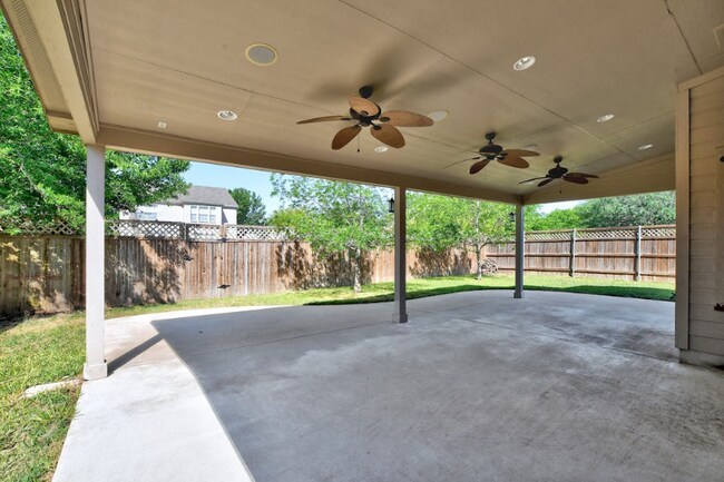 Foto del edificio - 400 Masonwood Dr