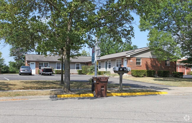 Foto del edificio - 1014-1020 Arrowhead Dr