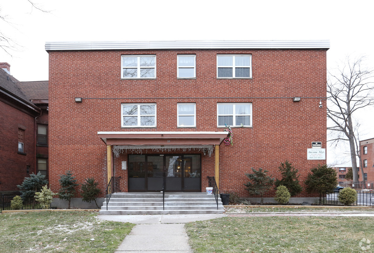 Building Photo - 39 Imlay St