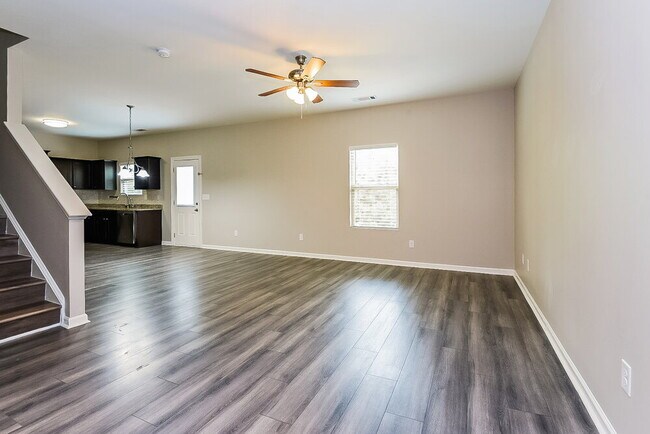 Foto del edificio - 481 Scotland Dr