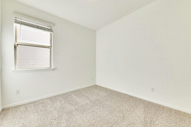 Foto del edificio - 6901 Smarty Jones Ln