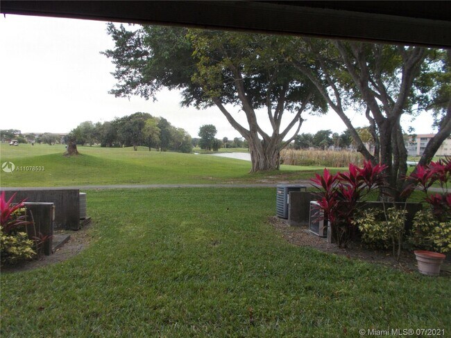 Foto del edificio - 13450 SW 3rd St