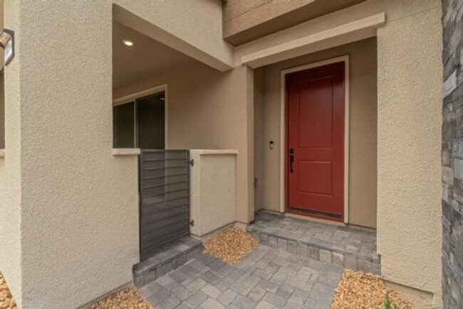 Foto del edificio - Charming 3BR Townhome in Las Vegas