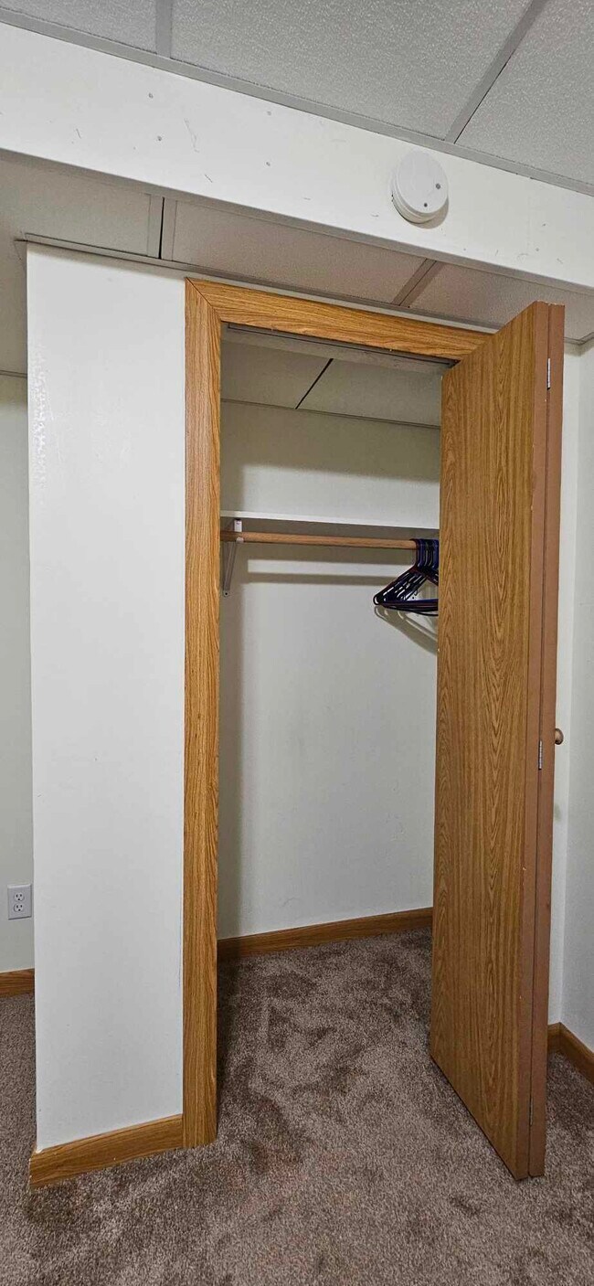 Foto del edificio - 245 Front Ave