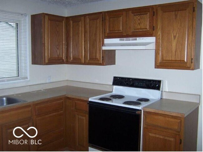 Building Photo - 4762 Walker St