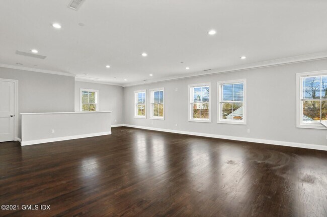 Foto del edificio - 4 Armonk St