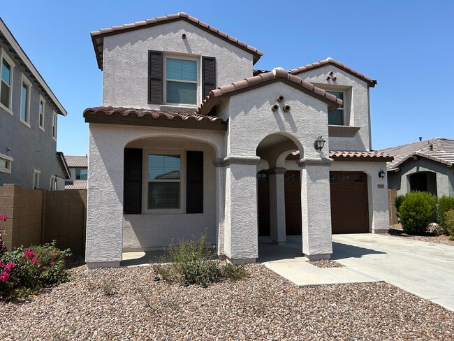 Building Photo - 2348 E Kelly Dr