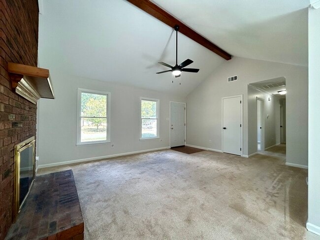 Building Photo - 1311 Hathshire Dr