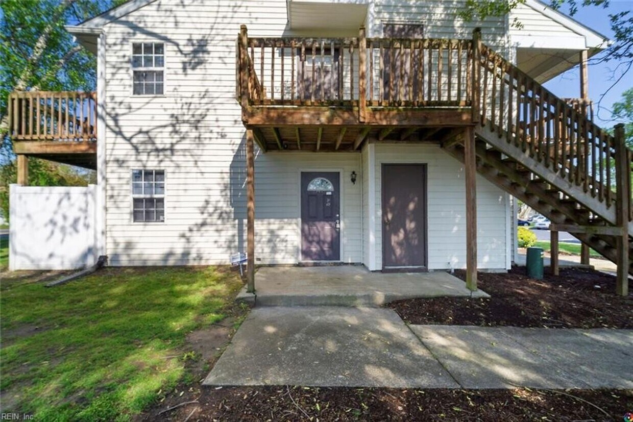 Foto principal - 3772A Towne Point Rd