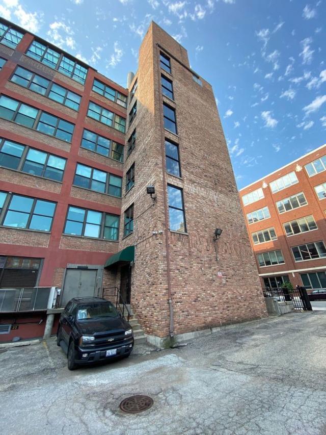 Building Photo - 1 bedroom in Chicago IL 60607