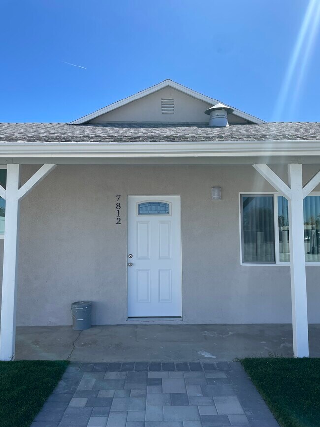 Building Photo - 7812 Coldwater Canyon Ave