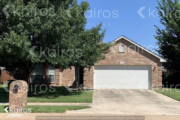 Foto principal - 9941 SW 23rd St