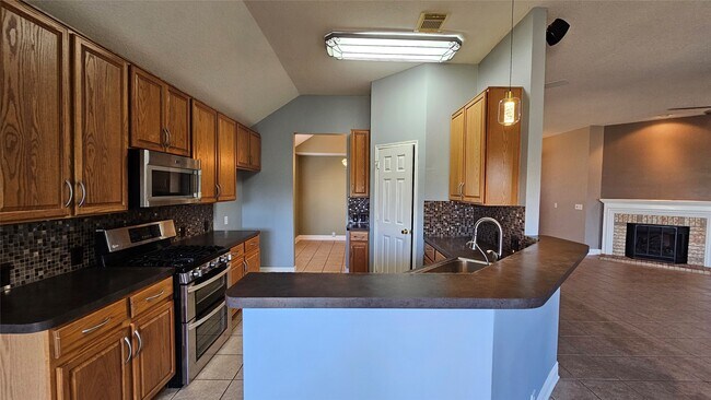 Foto del edificio - 2010 Louetta Spring Dr