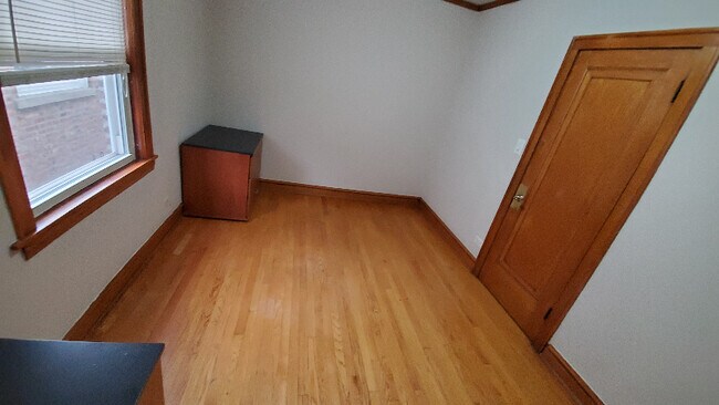 Foto del edificio - 5328 W Parker Ave