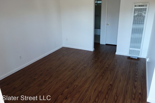 Building Photo - 433 Sonoma Ave