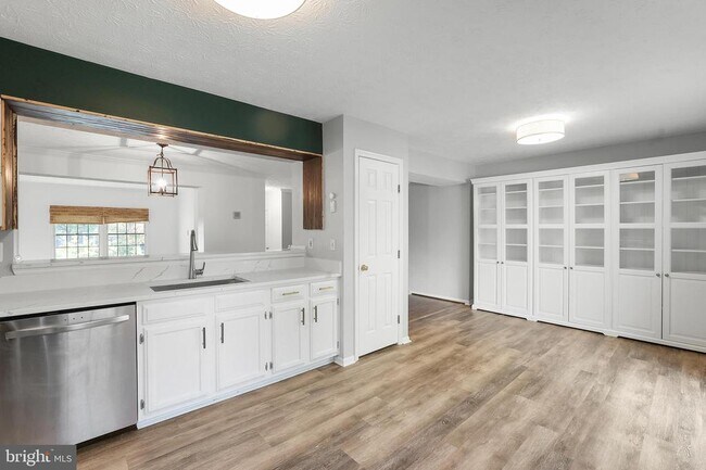 Foto del edificio - 5040 Southern Star Terrace