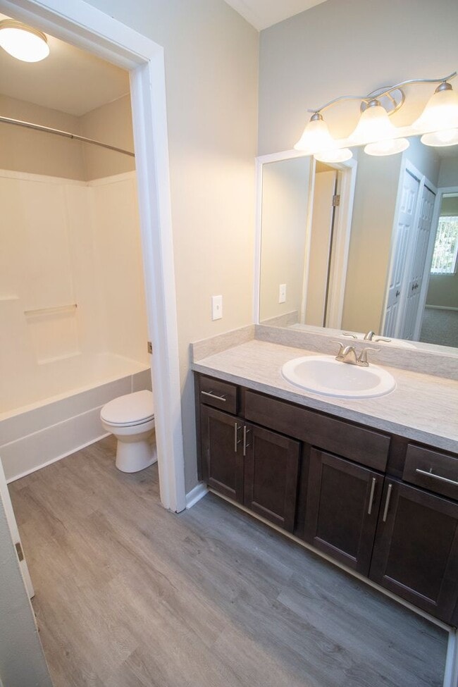 Interior Photo - Heritage Park East