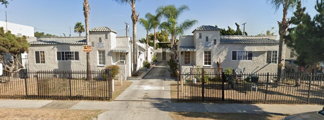 Building Photo - 8150 Beechwood Ave