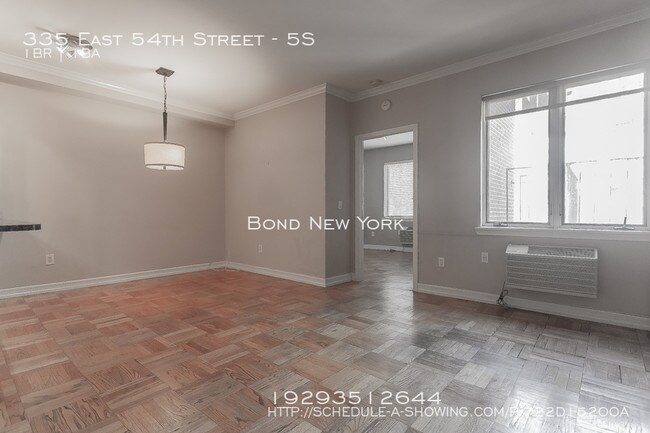 Building Photo - 335 E 54th St