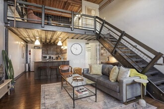 Building Photo - 1111 Osage St