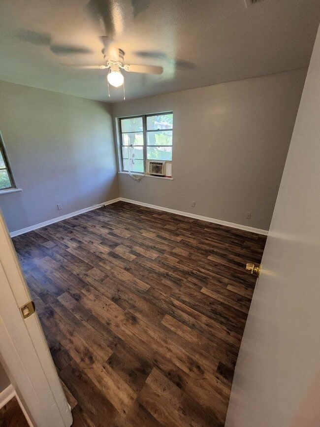 Building Photo - 3832 Claiborne Ave