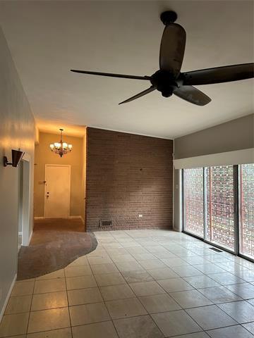 Building Photo - 2224 Lakeland Dr