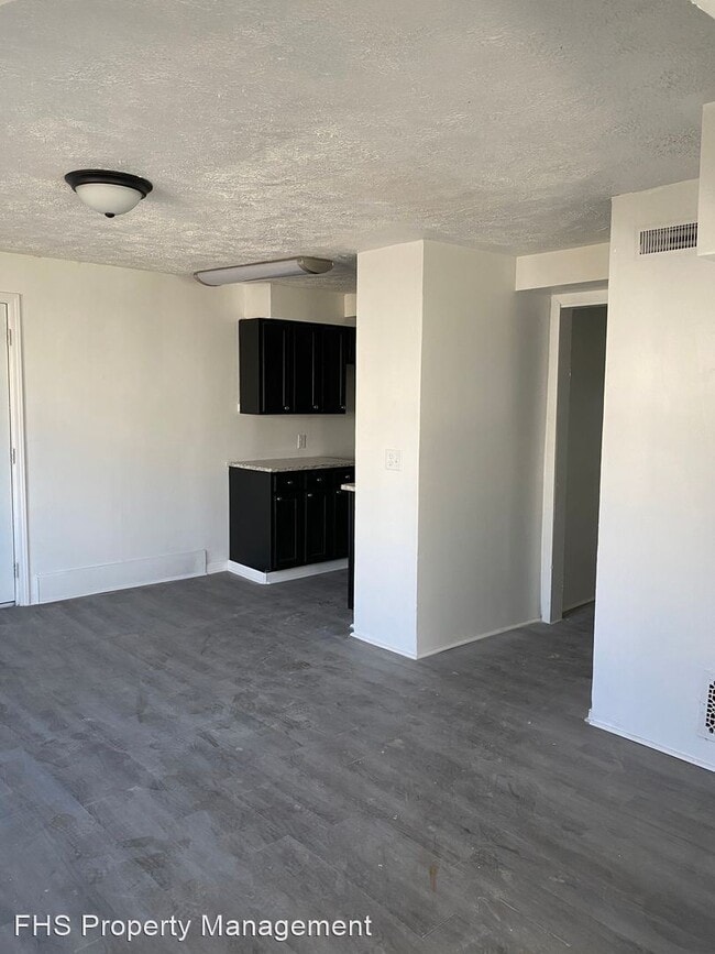 Building Photo - 4 br, 2 bath House - 1721 W Thoman