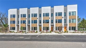 Building Photo - 229 SE 7th St