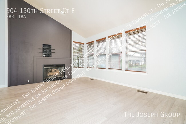 Building Photo - 904 130th St Ct E