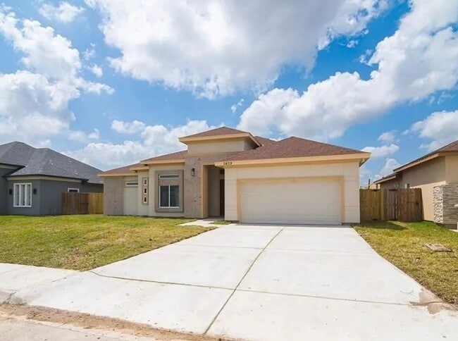 Foto del edificio - 5439 Barbwire Ln