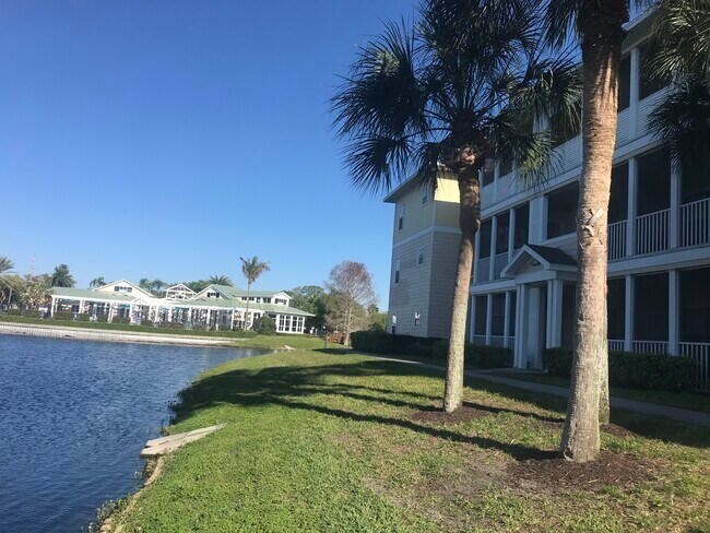 Foto del edificio - 4802 51st St W